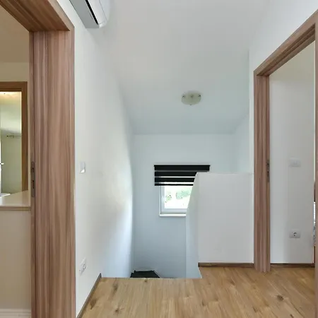 House Palera 2022
