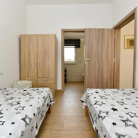 House Palera 2022 * Liznjan