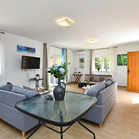 Holiday home House Palera 2022
